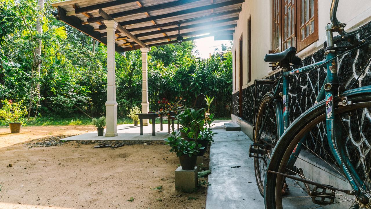 New Sam Tourist Inn Weligama Dış mekan fotoğraf