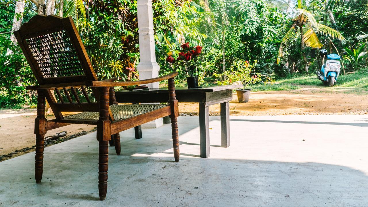 New Sam Tourist Inn Weligama Dış mekan fotoğraf